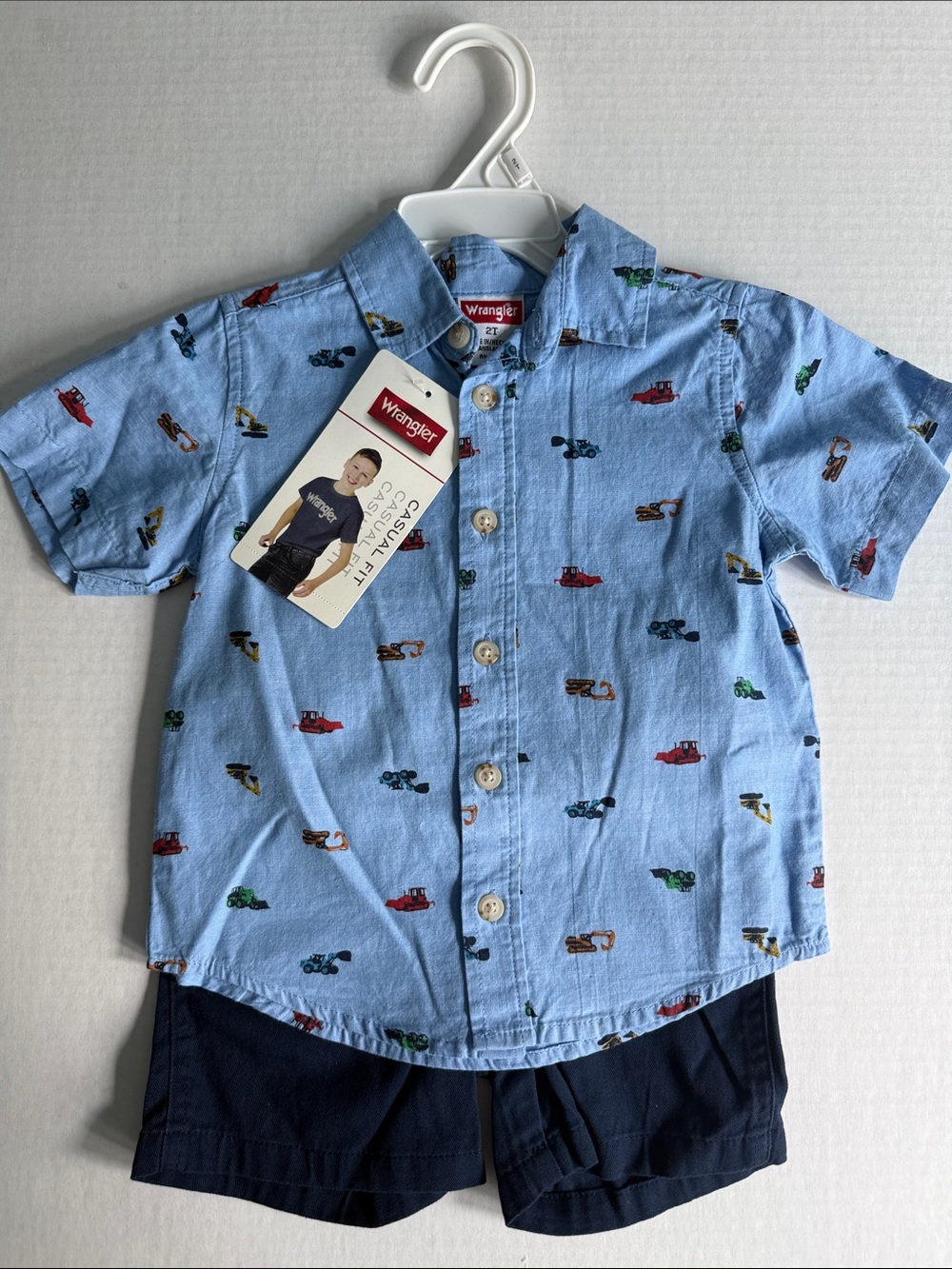 NWT Wrangler 2 piece set with construction print shirt and shorts | 2T